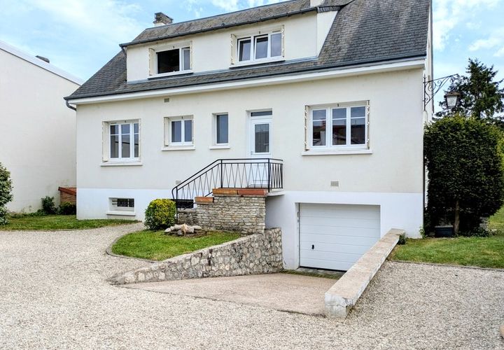 Villa i Orleans, Loiret, Orleans - € 441.000 | Ref: 340936544336 - foto 1