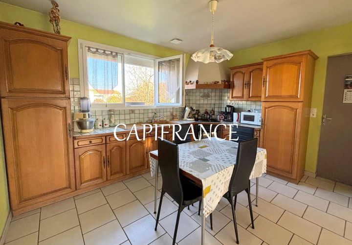 Villa i Ballon, Charente-Maritime, Ballon - € 222 690 | Ref: 340932939085 - foto 1