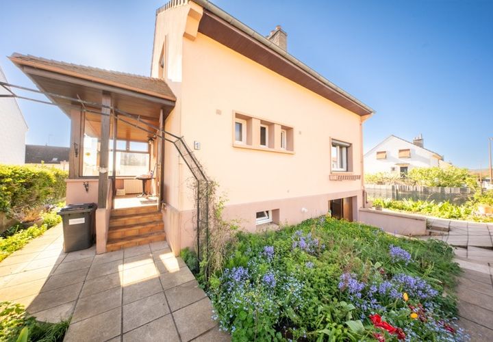 Villa i Couchey, Cote-d'Or, Couchey - € 245.000 | Ref: 340932848057 - foto 1