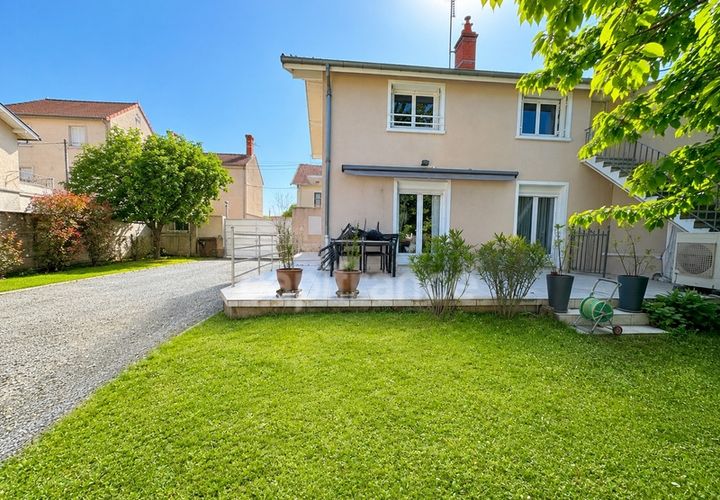 Villa i Roanne, Loire, Roanne - € 279.000 | Ref: 340936102871 - foto 1