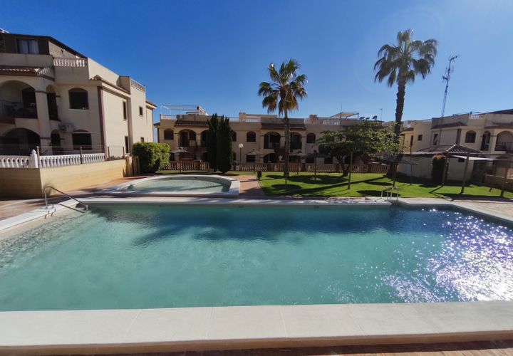 Bungalou a Torrevieja, Alicante, Torrevieja - € 179.000 | Ref: CAH-99457 - foto 1
