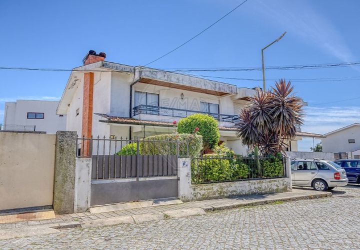 Villa i Maia, Porto, Maia - € 495.000 | Ref: 120781536-15 - foto 1