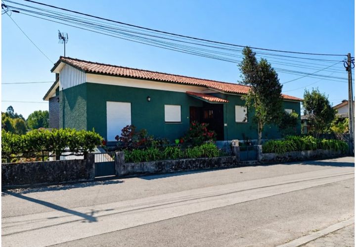 Villa a Aguada de Cima, Aveiro, Aguada de Cima - € 750/mes | Ref: 13009 - foto 1