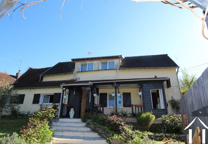 Villa a Colméry, Nievre, Colméry - € 129.000 | Ref: -LB5666N - foto 1