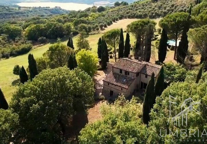 Villa i Baschi, Terni, Baschi - € 940.000 | Ref: CIVITELLA03 - foto 1