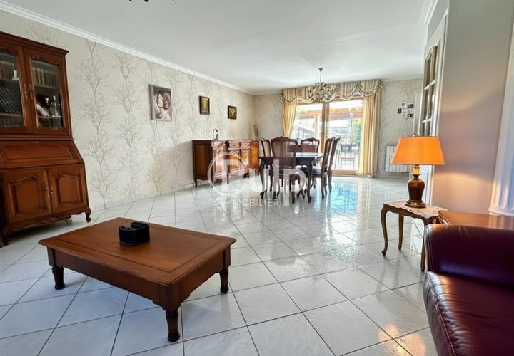 Bungalow i Dourges, Pas-de-Calais, Dourges - € 279.900 | Ref: hen17810 - foto 1
