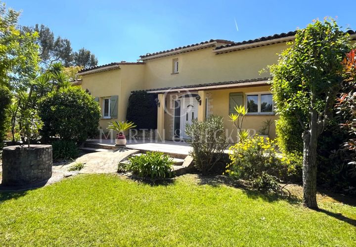Villa i Valbonne, Alpes-Maritimes, Valbonne - € 970.000 | Ref: IL 1083 - foto 1