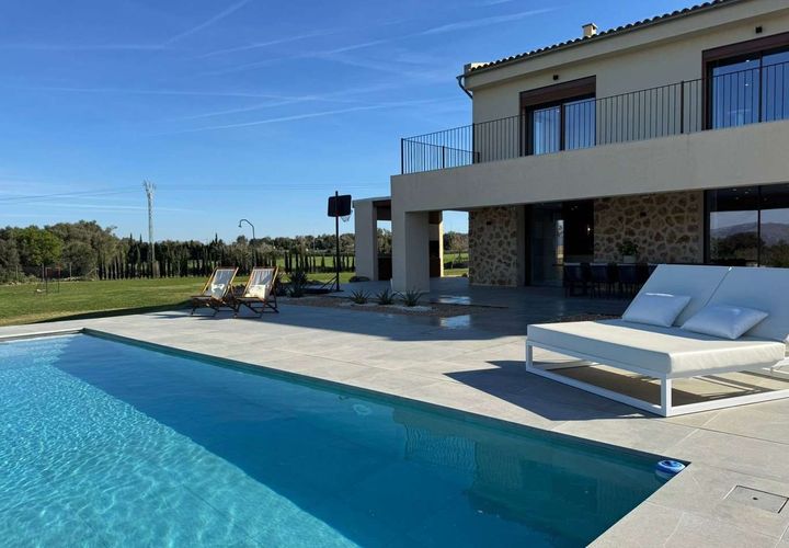 Villa a Alcudia, Mallorca, Alcudia - € 15.000/mes | Ref: HGCE-190181 - foto 1