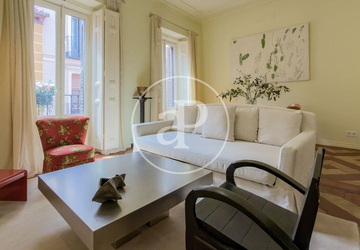 Apartament a Madrid, Madrid, Madrid - € 2.150/mes | Ref: AM2604074 - foto 1