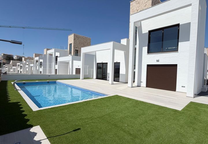 Villa i Benidorm, Alicante, Benidorm - € 819.900 | Ref: 0101167/7349 - foto 1