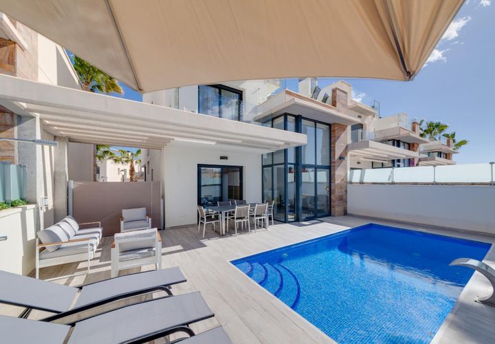 Villa i Cabo Roig, Alicante, Cabo Roig - € 450.000 | Ref: 13768 - foto 1