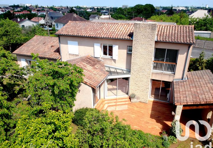 Villa a Poitiers, Vienne, Poitiers - € 427.000 | Ref: 13088 - foto 1