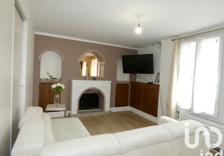Villa a Poitiers, Vienne, Poitiers - € 352.500 | Ref: 33117 - foto 1