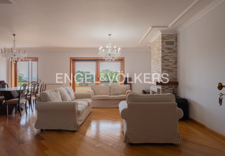 Apartment in Oeiras, Lisbon, Oeiras - € 4,500/month | Ref: W-049LRS - photo 1