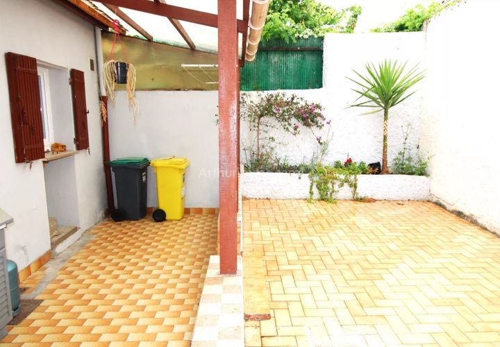Villa i Marseille, Bouches-du-Rhone, Marseille - € 329.000 | Ref: 86990870 - foto 1