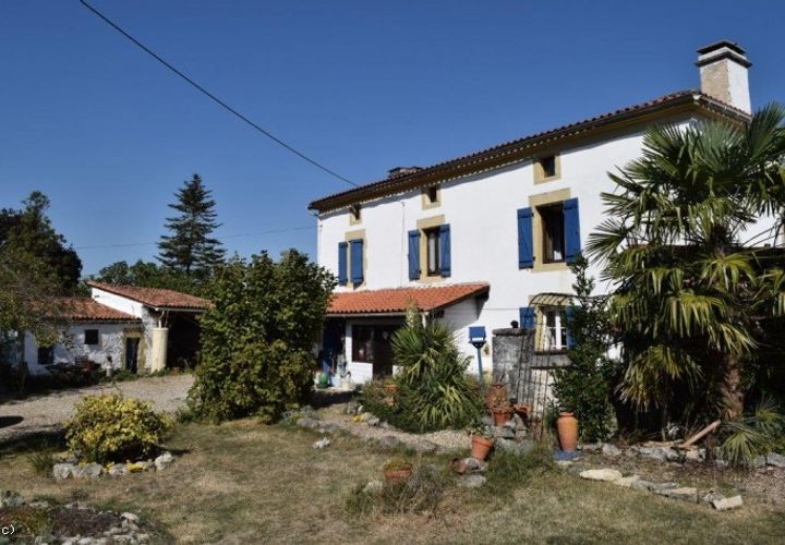 Villa a Mansle, Charente, Mansle - € 223.400 | Ref: r7475 - foto 1