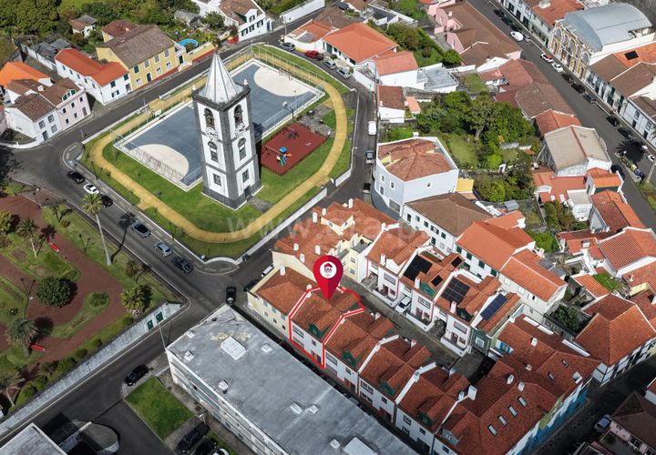 Villa a Horta, Faial, Horta - € 369.000 | Ref: 374260077 - foto 1