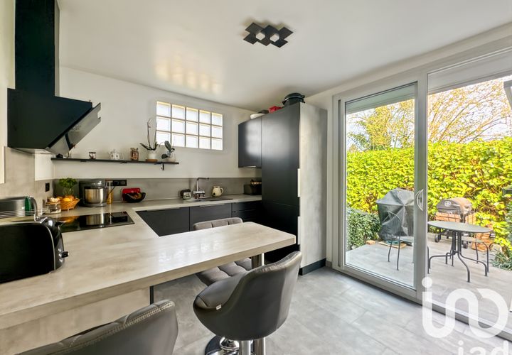 Villa a Yerres, Essonne, Yerres - € 578.000 | Ref: 53066 - foto 1
