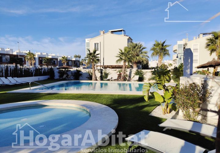 Lejlighed i Denia, Alicante, Denia - € 275.000 | Ref: 108ALB275.FPW-A/3716 - foto 1