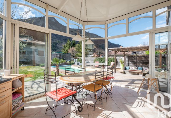 Villa i Vif, Isere, Vif - € 595.000 | Ref: 17853 - foto 1