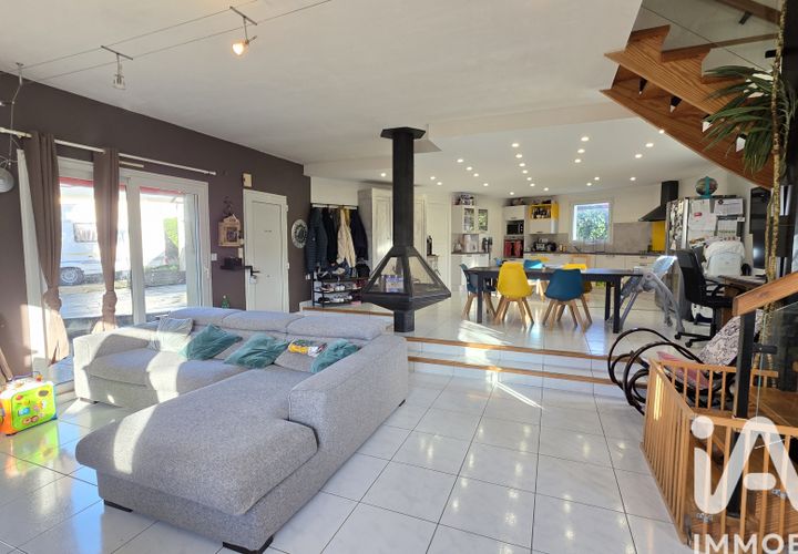 Villa a Saint-Brieuc, Cotes-d'Armor, Saint-Brieuc - € 350.000 | Ref: 52565 - foto 1