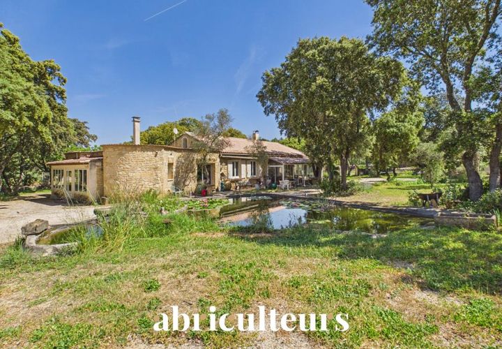 Villa i Grans, Bouches-du-Rhone, Grans - € 1.265.000 | Ref: JVVM040525413250 - foto 1