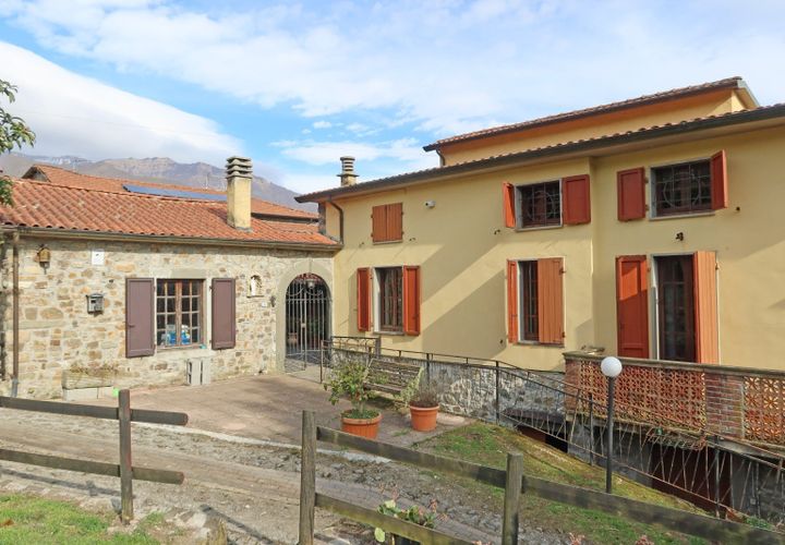 Villa i Bagnone, Massa and Carrara, Bagnone - € 170.000 | Ref: 389B - foto 1