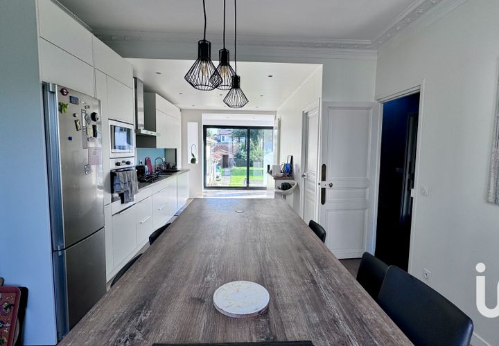Villa i Chatou, Yvelines, Chatou - € 1.090.000 | Ref: 55460 - foto 1