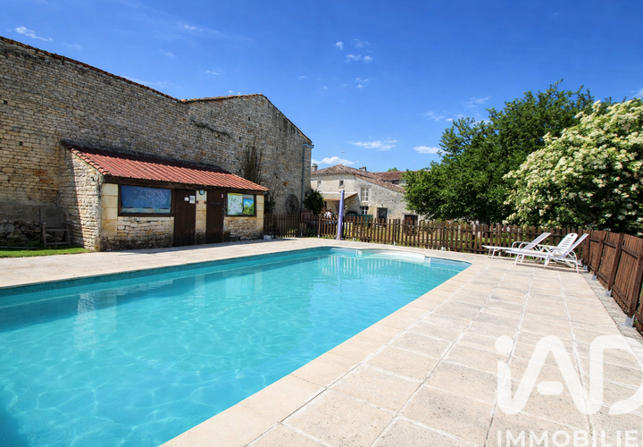 Villa a Aigre, Charente, Aigre - € 337.500 | Ref: 108829 - foto 1