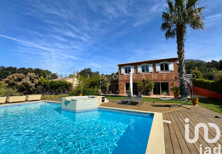 Villa a Marseille, Bouches-du-Rhone, Marseille - € 988.000 | Ref: 82664 - foto 1