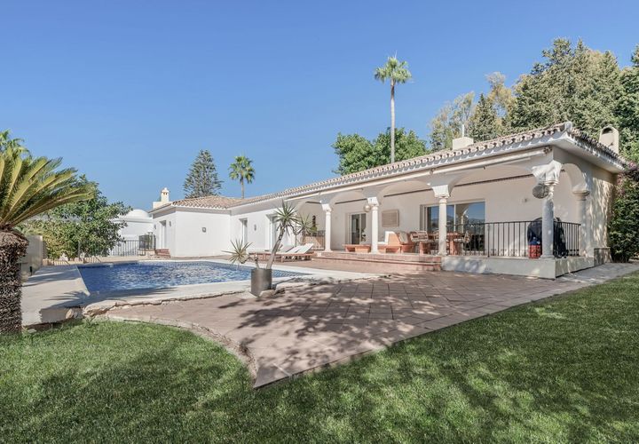 Villa a Estepona, Malaga, Estepona - € 1.695.000 | Ref: HFMs695136 - foto 1