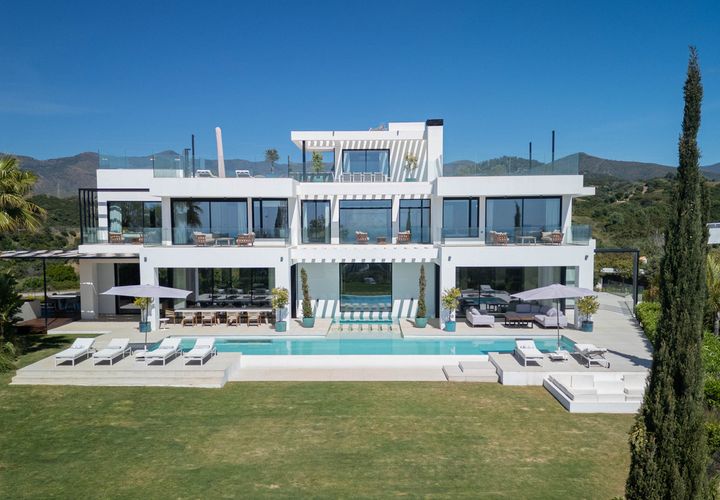 Villa a Estepona, Malaga, Estepona - € 12.000.000 | Ref: HFMl5372068 - foto 1
