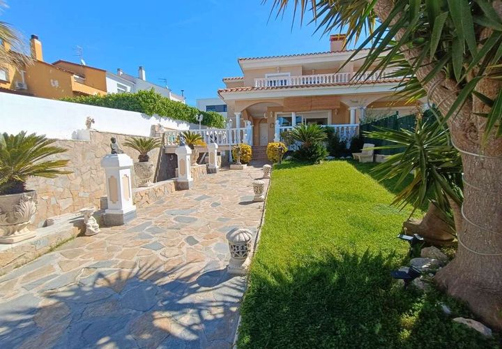 Rækkehus i Sant Pere De Ribes, Barcelona, Sant Pere De Ribes - € 770.000 | Ref: VT566 - foto 1