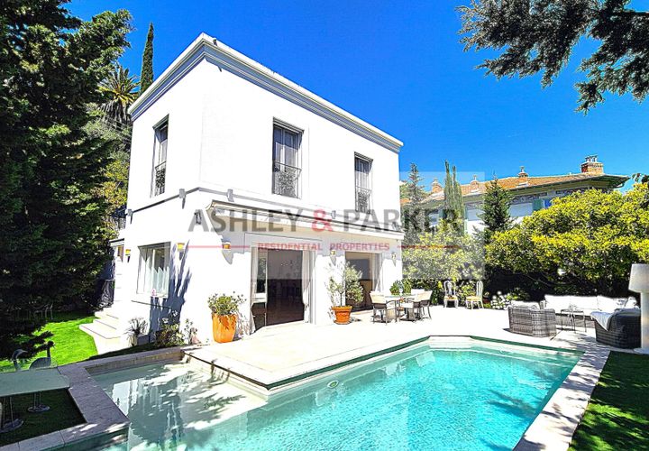 Villa a Nice, Alpes-Maritimes, Nice - € 2.450.000 | Ref: VB3555 - foto 1