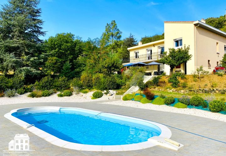 Villa a Prades, Pyrenees-Orientales, Prades - € 725.000 | Ref: 660303637 - foto 1