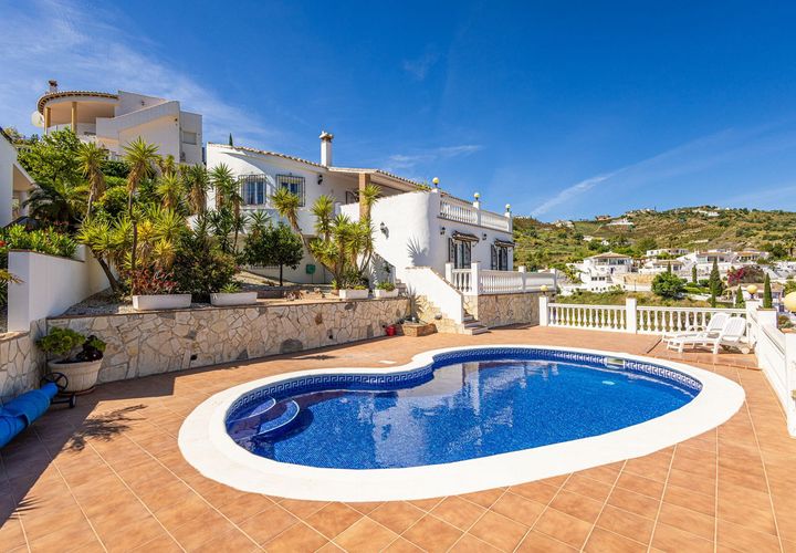 Villa i Vinuela, Malaga, Vinuela - € 449.000 | Ref: R5375794 - foto 1