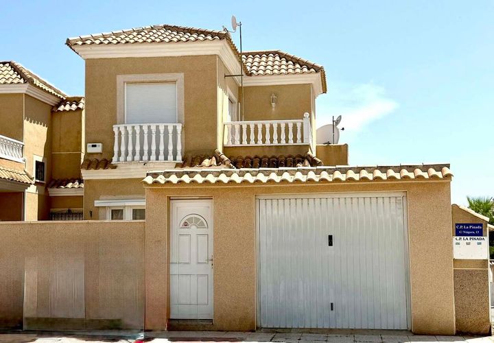 Villa i Playa Flamenca, Alicante, Playa Flamenca - € 240.000 | Ref: SPSCX783 - foto 1