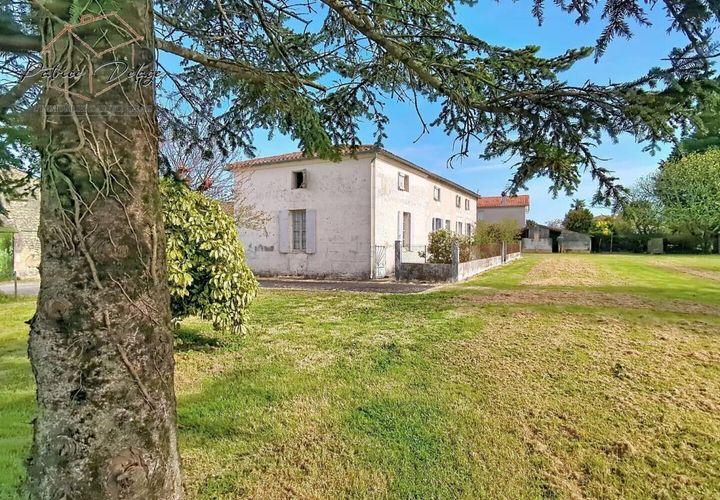 Villa i Floirac, Charente-Maritime, Floirac - € 159.000 | Ref: fr041302 - foto 1