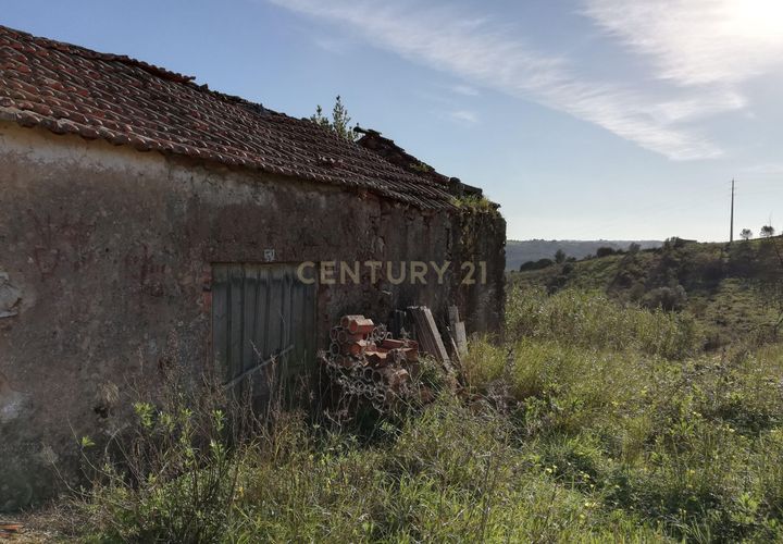 Helårsgrund i Alenquer, Lisbon, Alenquer - € 51.700 | Ref: C0383-00535 - foto 1