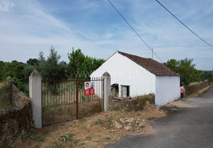Landejendom i Castelo Branco, Castelo Branco, Castelo Branco - € 85.000 | Ref: 102260086 - foto 1