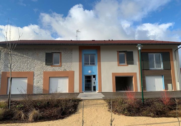 Apartament a Brion, Ain, Brion - € 931/mes | Ref: 9861-0003-0004-0012 - foto 1