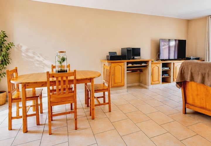 Villa a Istres, Bouches-du-Rhone, Istres - € 269.000 | Ref: DOM31228 - foto 1