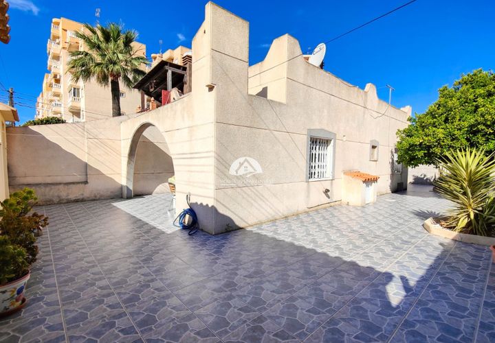 Byhus i Torrevieja, Alicante, Torrevieja - € 219.900 | Ref: HSI-00114 - foto 1