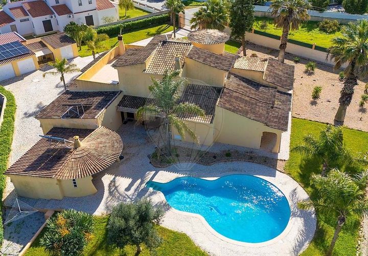 Villa i Lagoa, Faro, Lagoa - € 1.795.000 | Ref: 122881057-1044 - foto 1