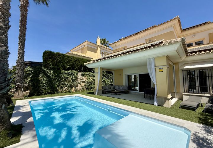 Byhus i Marbella, Malaga, Marbella - € 1.495.000 | Ref: HFMs701699 - foto 1