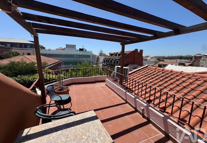 Apartament a Lisbon, Lisbon, Lisbon - € 2.300/mes | Ref: 162073 - foto 1