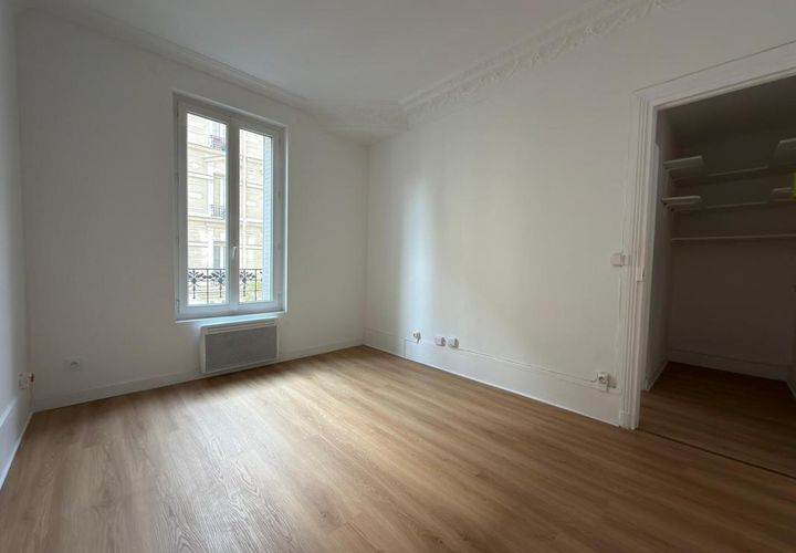 Lejlighed i Suresnes, Hauts-de-Seine, Suresnes - € 225.000 | Ref: 69f9c32b785ac - foto 1