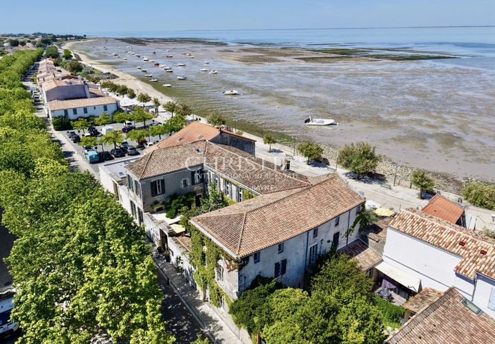 Villa i La Flotte, Charente-Maritime, La Flotte - € 4.620.000 | Ref: AJG1456 - foto 1