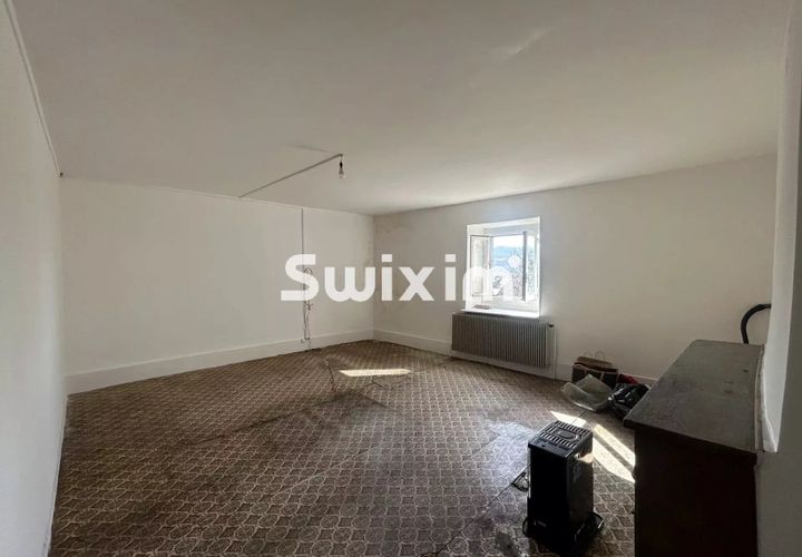 Villa i Perrigny, Jura, Perrigny - € 56.000 | Ref: 2503AC - foto 1