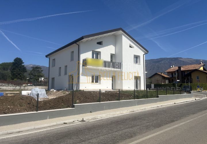 Villa i Piovene Rocchette, Vicenza, Piovene Rocchette - € 400.000 | Ref: IB203 - foto 1